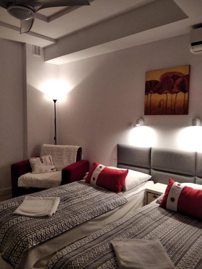 Zielone Wzgorze Na Starowce Apartment ซานดอเมียร์ช ภายนอก รูปภาพ